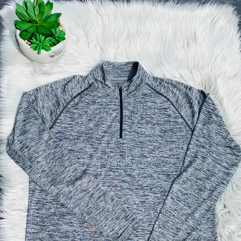 Under armour Men’s Medium pull over light weight